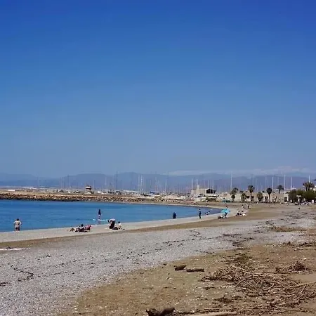 Atico Al Mar Apartment *
